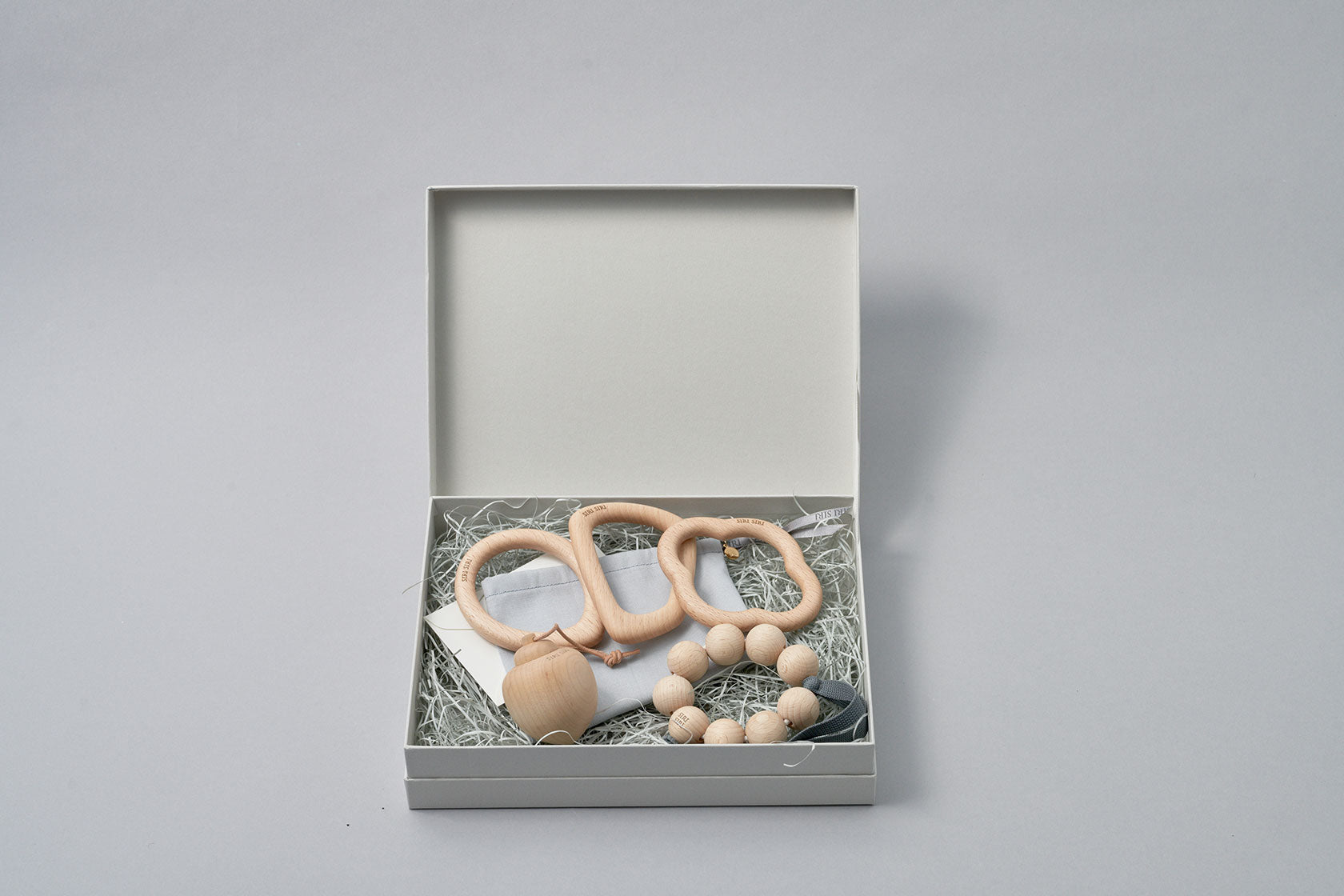 SIRI SIRIより新ブランド「SIRI SIRI famille」が誕生します。