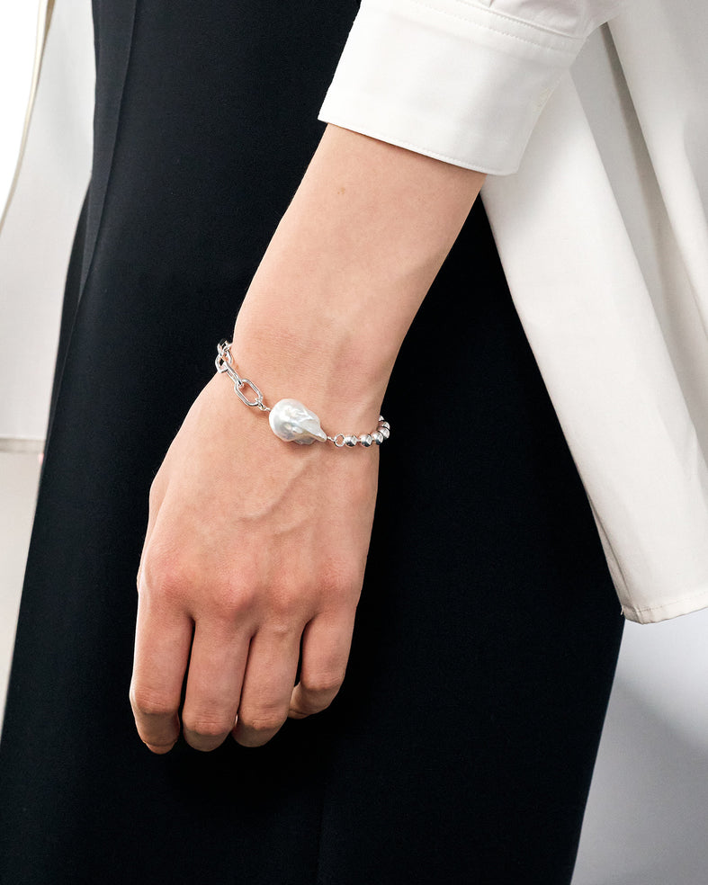 The Day of the Wind Bracelet MOOR