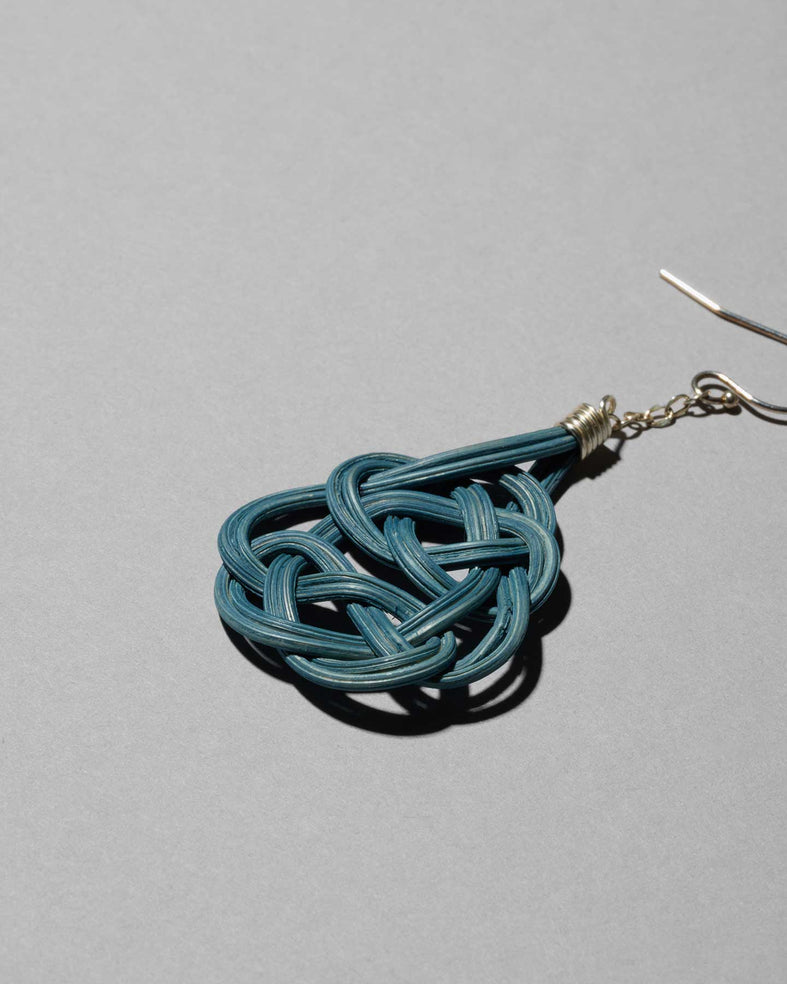 ARABESQUE Earrings 藍