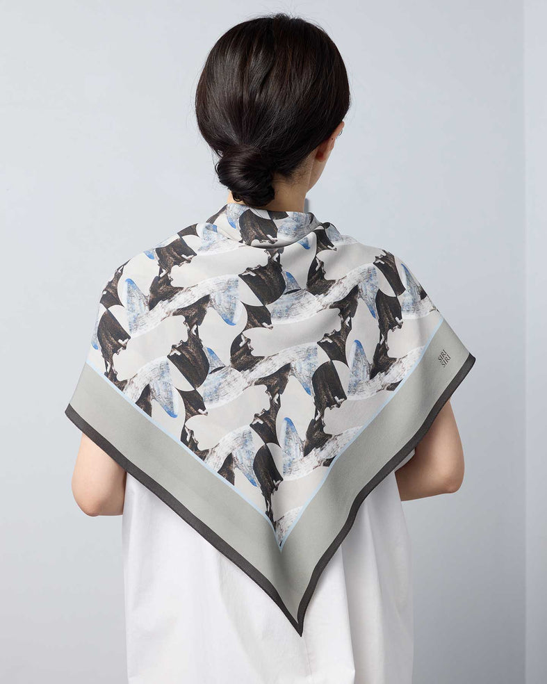 Bienvenue Studios × SIRI SIRI Scarf GENTLE KNIFE