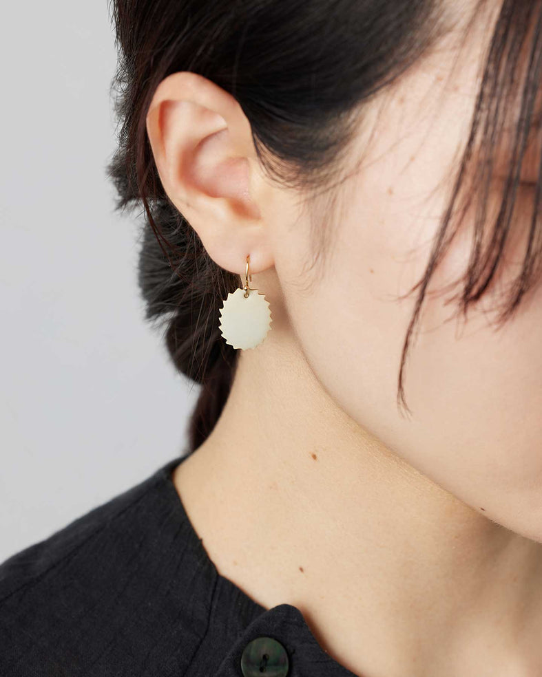 SHIPPŌ Earrings BEAR White