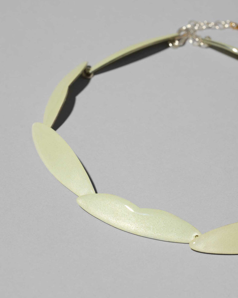 SHIPPŌ Necklace Folia Ivory