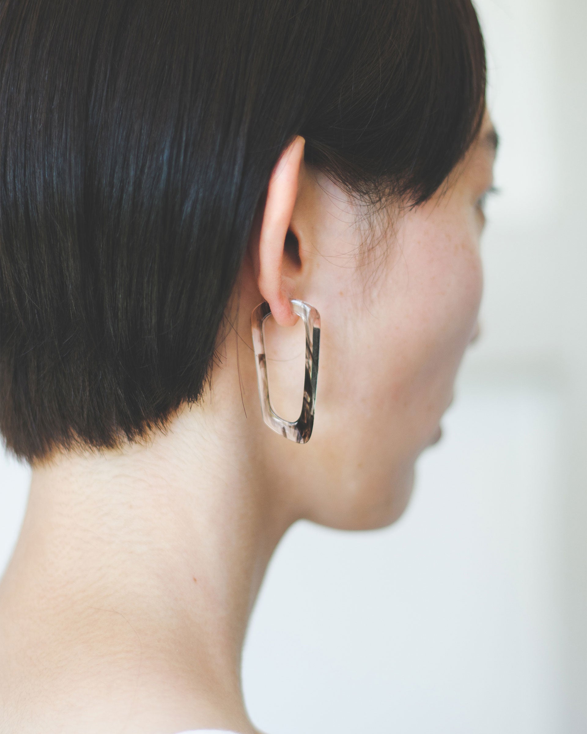 COMPOSITION Ear cuffs PHANTOM Marble brown – SIRI SIRI | シリシリ